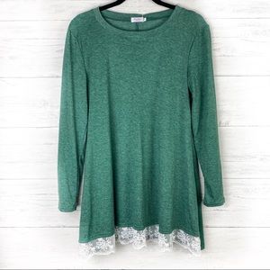 NWT Green Long Sleeve Lace Tunic Blouse